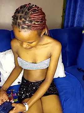 sexy girlyee online show from 05.30.26