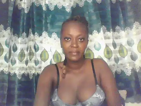 Snapshot of Beutymelani chatting on 05.21.26 Beutymelani online show from 05.21.26
