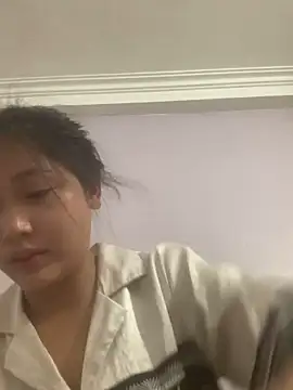 hinami-lo online show from 05.16.26