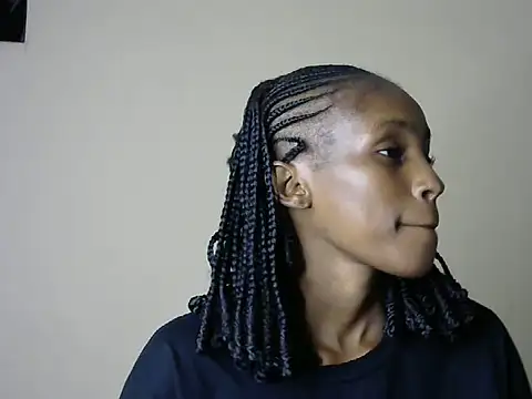 Snapshot of slim_ebon chatting on 06.23.26 slim ebon online show from 06.23.26