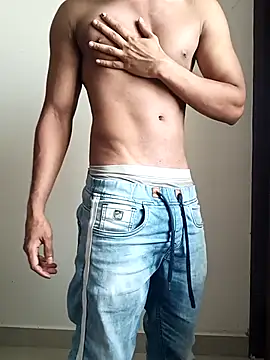 Snapshot of fitindia22 chatting on 05.22.26 fitindia22 online show from 05.22.26