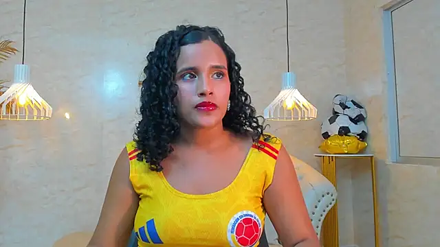 Horny Curls online show from 07.04.26