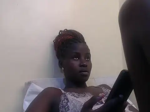Sexxy-skinny online show from 06.12.26