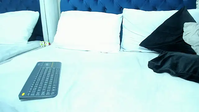 AlondraSosa online show from 05.23.26