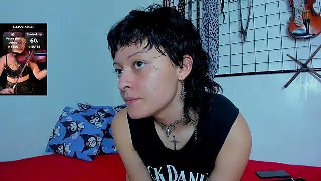 Snapshot of baby_punk_ chatting on 07.09.26 baby punk online show from 07.09.26