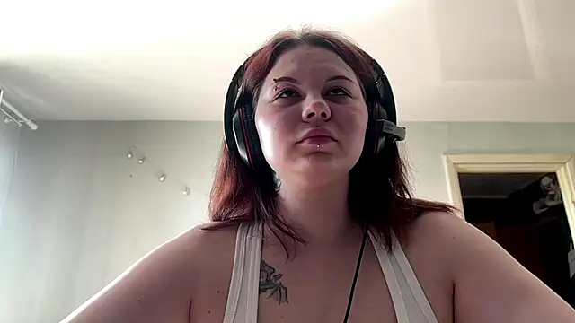 Snapshot of Redhair_girl chatting on 05.28.26 Redhair girl online show from 05.28.26