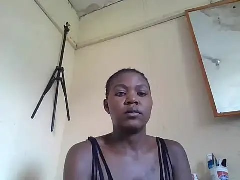 Snapshot of fatpusy002 chatting on 05.18.26 fatpusy002 online show from 05.18.26