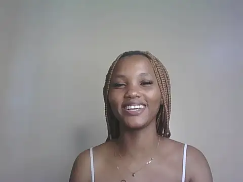 Snapshot of PrettyT5 chatting on 07.14.26 PrettyT5 online show from 07.14.26
