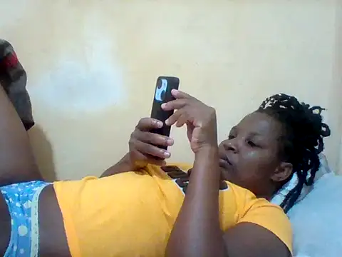 Snapshot of Camilla-Sweets chatting on 05.30.26 Camilla-Sweets online show from 05.30.26