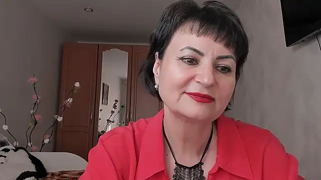 Snapshot of Helen_Beller chatting on 07.28.26 Helen Beller online show from 07.28.26