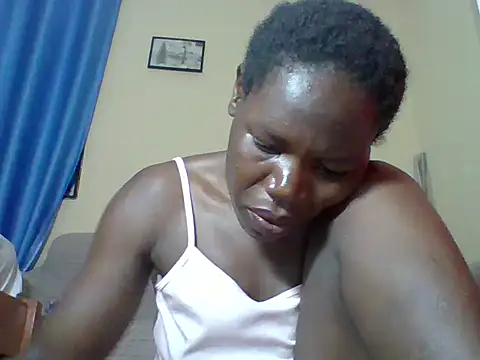 Snapshot of Blacksexyqueen24 chatting on 05.17.26 Blacksexyqueen24 online show from 05.17.26