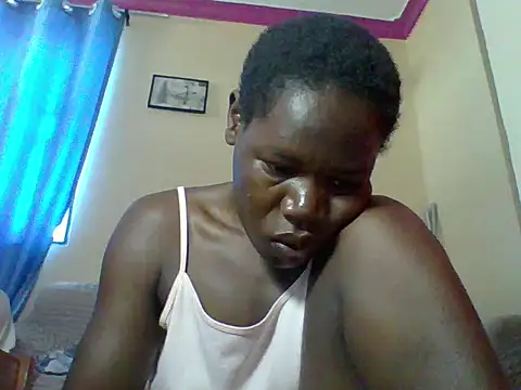 Snapshot of Blacksexyqueen24 chatting on 05.18.26 Blacksexyqueen24 online show from 05.18.26