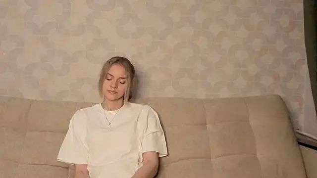 KareyFonger online show from 05.22.26
