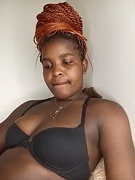 Snapshot of Bbg_sexy chatting on 05.17.26 Bbg sexy online show from 05.17.26