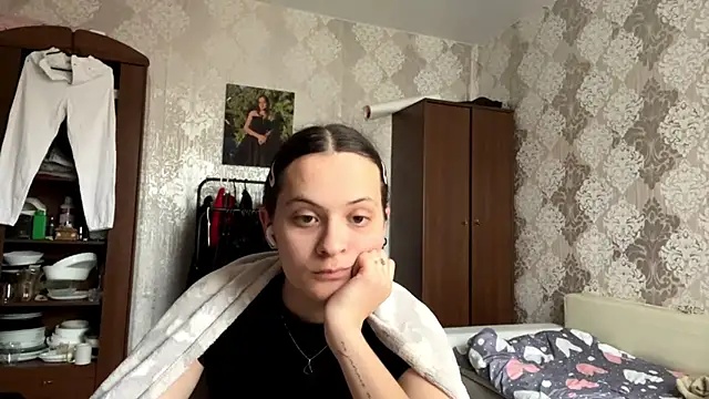 Snapshot of MarlynSiefkes chatting on 06.03.26 MarlynSiefkes online show from 06.03.26