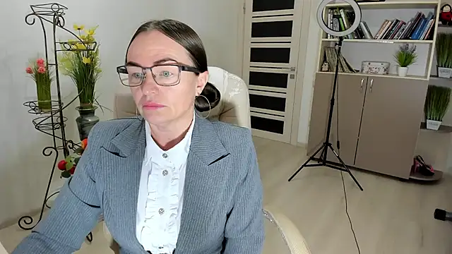 Vika73 online show from 12.18.25