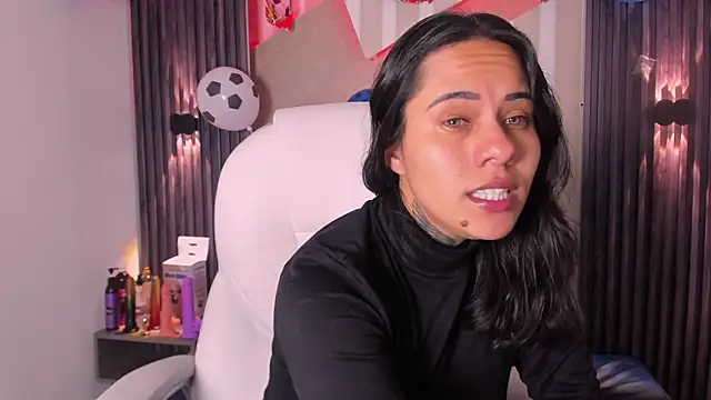 MadisonYoung000 online show from 07.05.26
