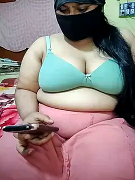 Snapshot of shaik35f chatting on 07.27.26 shaik35f online show from 07.27.26