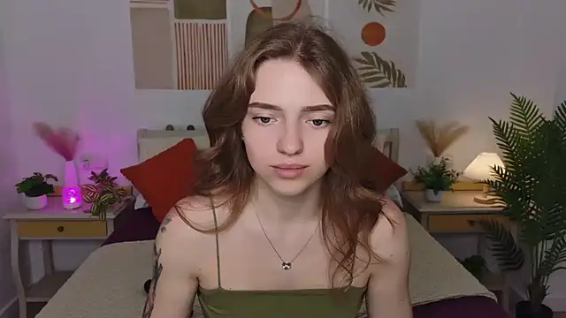 Snapshot of TayloryStar chatting on 07.16.26 TayloryStar online show from 07.16.26
