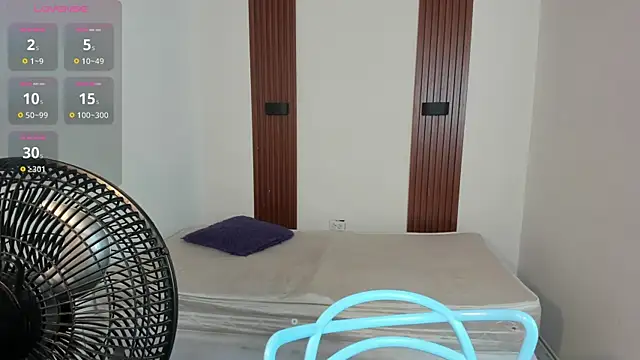 MiaLane3 online show from 06.13.26