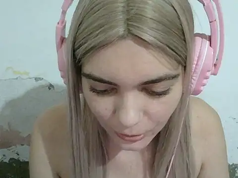 Angel Ristoww online show from 05.19.26