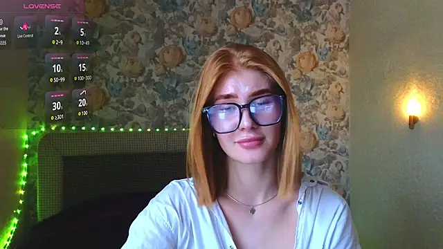 Juli Ginger online show from 07.14.26
