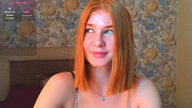 Juli Ginger online show from 07.18.26