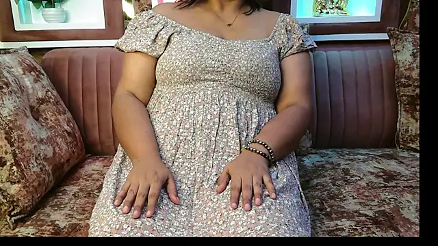 Flirty mommy online show from 05.27.26