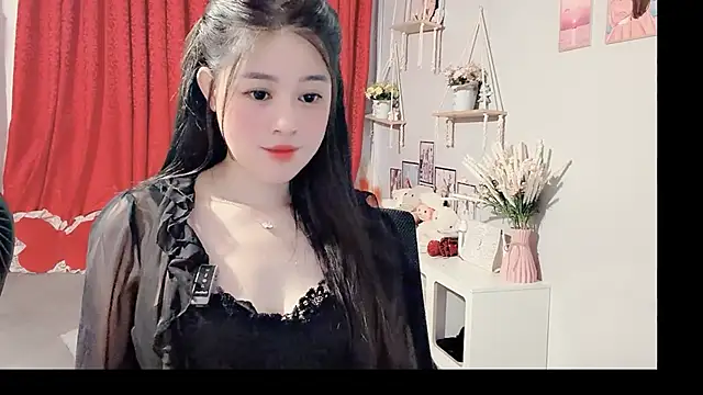 Snapshot of Bee-Cherry chatting on 06.05.26 Bee-Cherry online show from 06.05.26