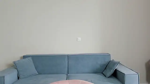 RoyziMiii online show from 05.20.26