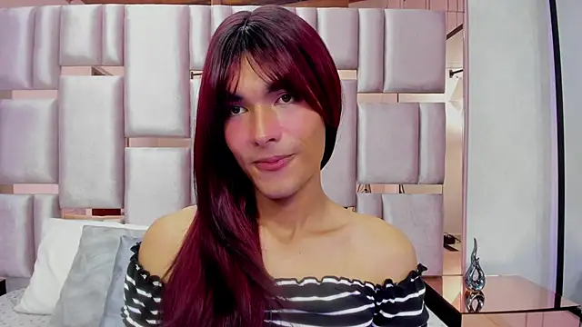 Snapshot of MiaBuny chatting on 05.27.26 MiaBuny online show from 05.27.26
