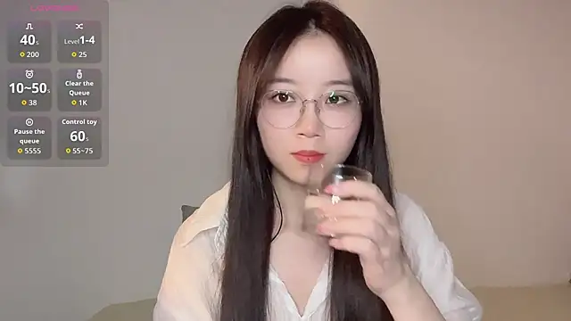 77-Vicky online show from 07.28.26
