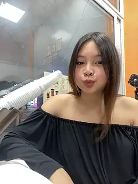 Snapshot of Selenaa110 chatting on 05.28.26 Selenaa110 online show from 05.28.26