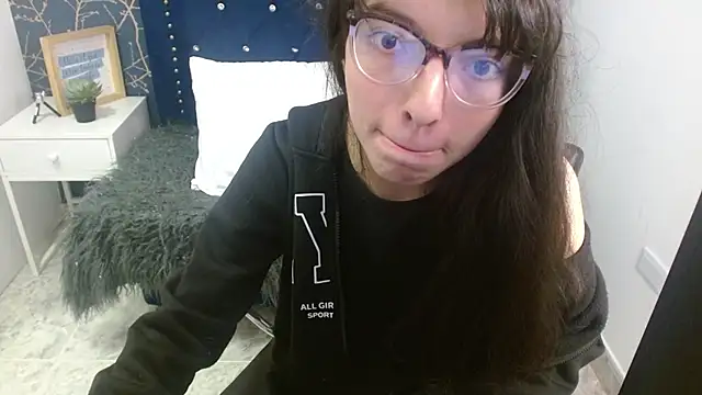 Allyshon  online show from 05.25.26
