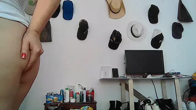 Layla-Astrum online show from 07.07.26