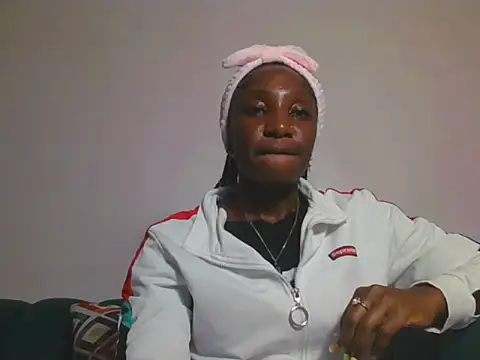 Hornycammy23 online show from 06.13.26