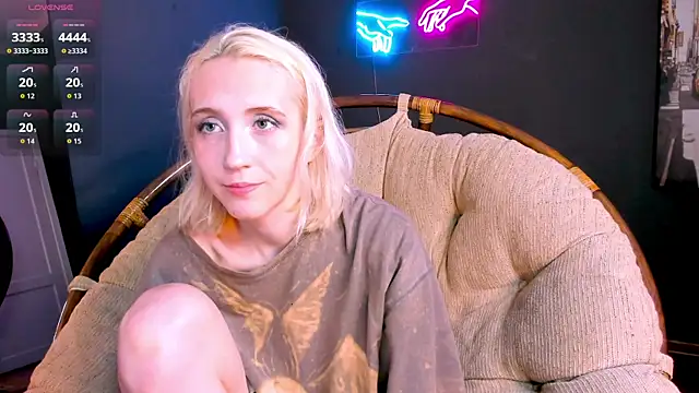 Elen  Moore online show from 06.14.26
