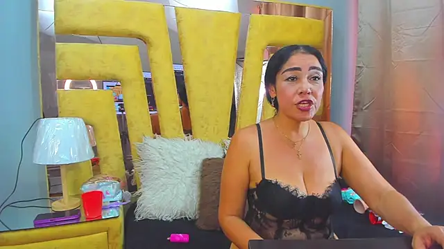 VikyThomsonn online show from 07.28.26