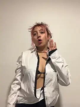Emma Cut online show from 05.28.26