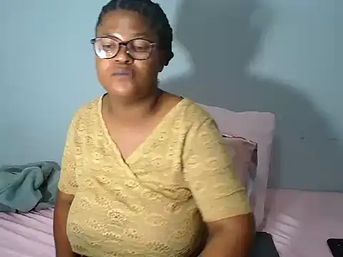 CandyYumsAerolaXX online show from 05.21.26