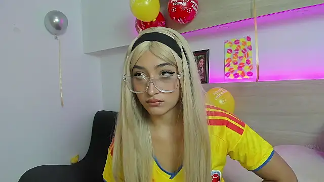 Nina-Mars online show from 07.07.26