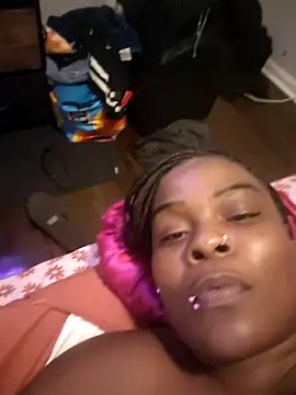 Snapshot of damnshegotass chatting on 06.24.26 damnshegotass online show from 06.24.26