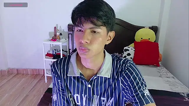 Snapshot of phuwin_bj chatting on 07.19.26 phuwin bj online show from 07.19.26