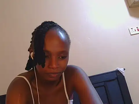Petitemissy online show from 06.03.26