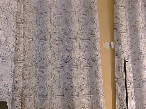 Petitemissy online show from 06.04.26