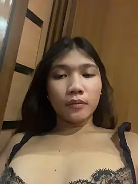 naughtygirl lily online show from 07.10.26