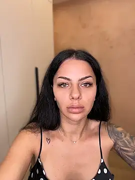 Ivy Trixx online show from 06.25.26