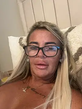 hotmilf66 online show from 06.01.26