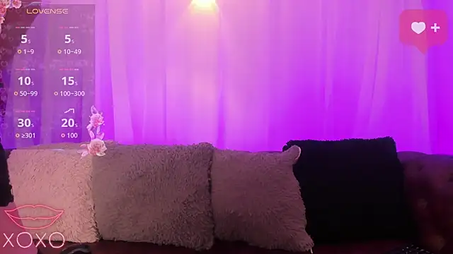 AlexaaPetite22 online show from 05.26.26