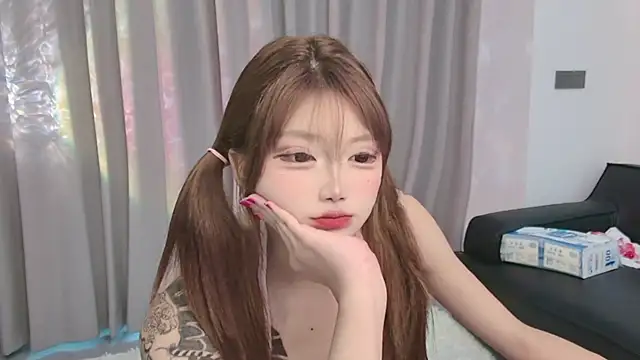 yan-0705 online show from 07.25.26